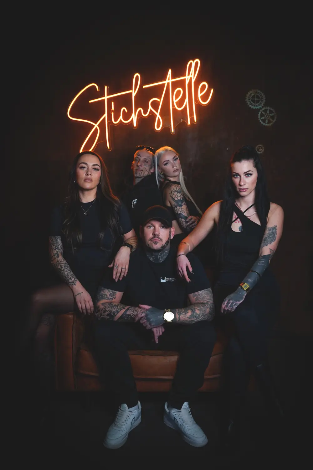 Gruppe von Menschen von Stichstelle Tattoo